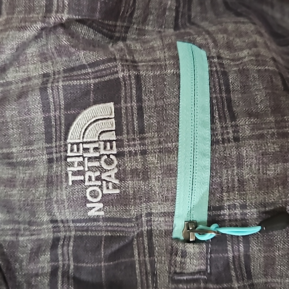 The North Face Plaid Winter Jacket M - Picture 4 of 16